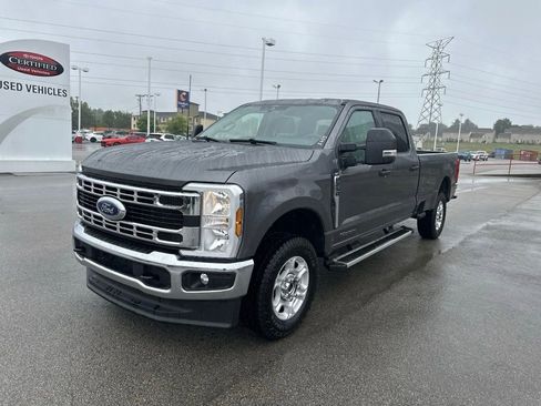 Used 2025 Ford F250 XLT AWD/4WD image 7