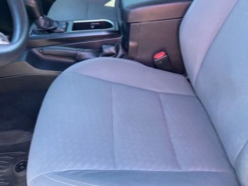 Used 2020 Toyota Tacoma SR RWD image 12