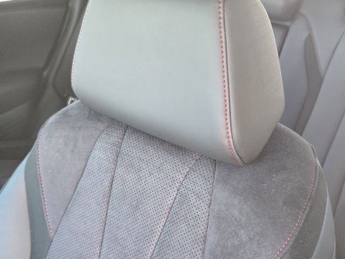 Certified 2025 Acura ADX A-Spec image 32