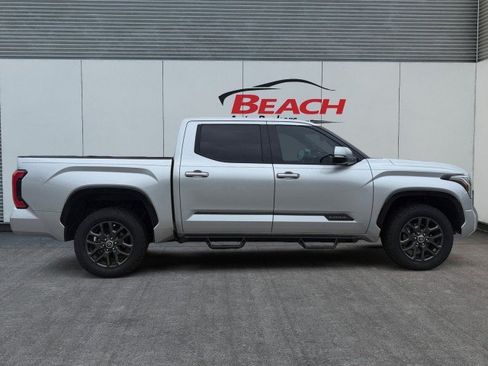 Used 2023 Toyota Tundra Platinum AWD/4WD image 9