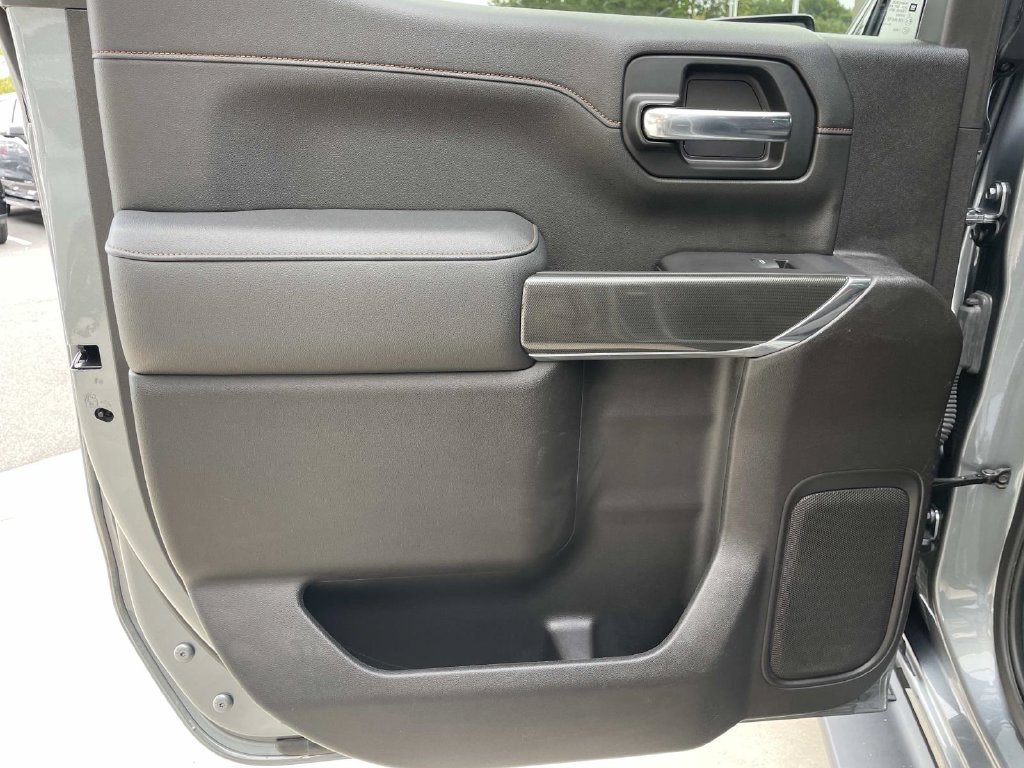 Used 2020 GMC Sierra 1500 AT4 w/ AT4 Premium Package AWD/4WD image 11