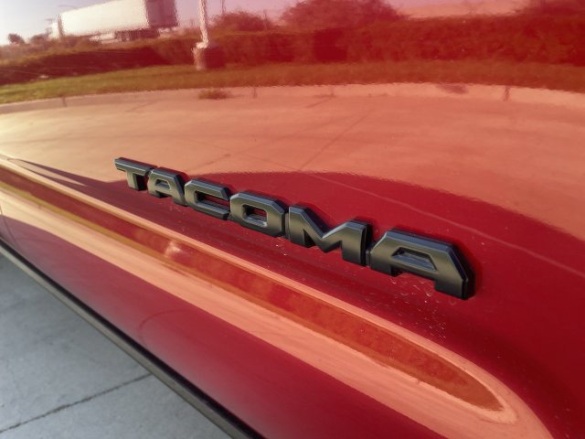 Used 2022 Toyota Tacoma SR5 w/ Black Out Package (TMS) RWD image 29