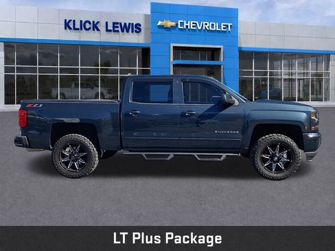 Used 2018 Chevrolet Silverado 1500 LT w/ All Star Edition AWD/4WD image 9