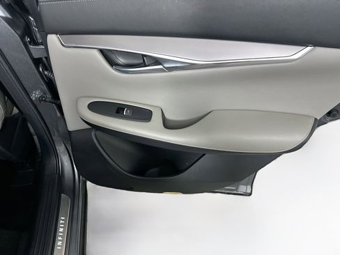Used 2023 INFINITI QX50 Luxe w/ Cargo Package AWD/4WD image 28