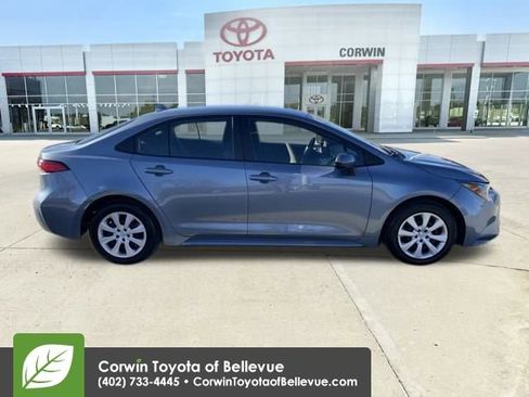 Used 2024 Toyota Corolla LE image 6