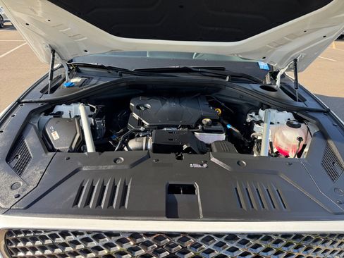 Used 2023 Genesis GV70 2.5T w/ Select Package image 21