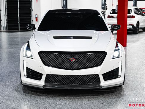 Used 2018 Cadillac CTS V w/ Carbon Fiber Package RWD image 8