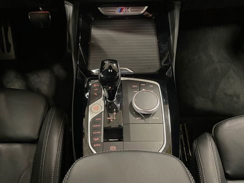 Used 2022 BMW X4 M40i w/ Premium Package image 11