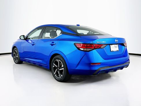Used 2024 Nissan Sentra SV FWD image 5