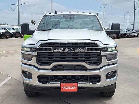 New 2026 RAM 2500 Tradesman AWD/4WD image 14