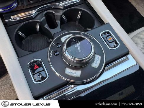 Used 2017 Rolls-Royce Wraith RWD image 38