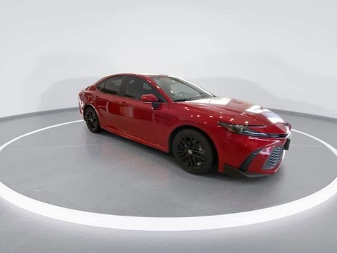 Certified 2025 Toyota Camry SE AWD/4WD image 2