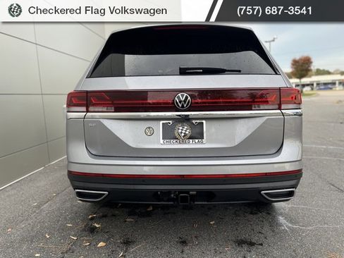 New 2026 Volkswagen Atlas SE image 11