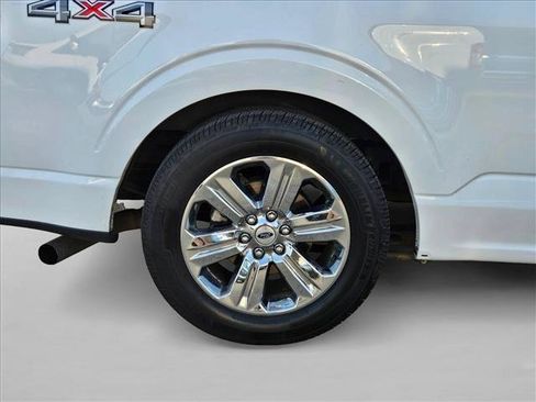 Used 2022 Ford F150 XL w/ Equipment Group 101A High AWD/4WD image 19