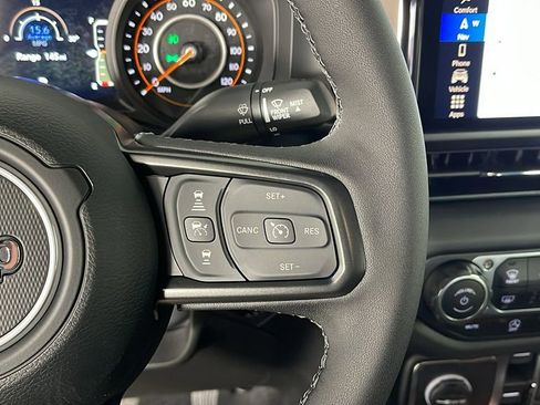 New 2025 Jeep Gladiator Rubicon image 25