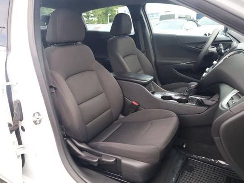 Used 2024 Chevrolet Malibu LT FWD image 19