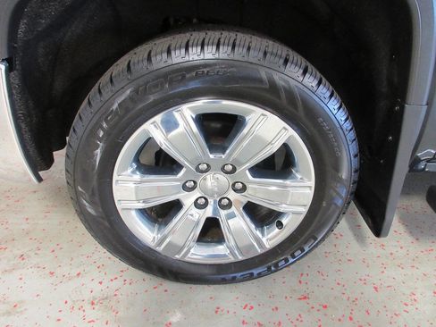 Used 2017 GMC Sierra 1500 SLT image 25