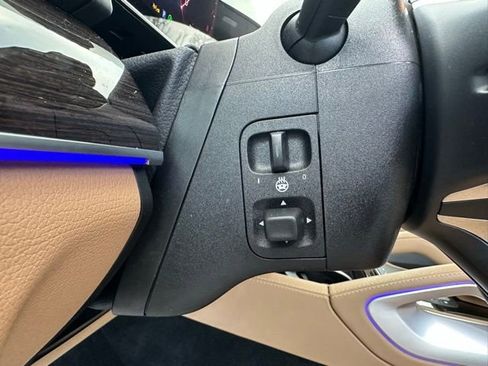 Certified 2024 Mercedes-Benz GLS 450 4MATIC image 18