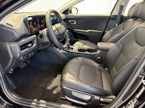 New 2026 Kia K4 EX image 12