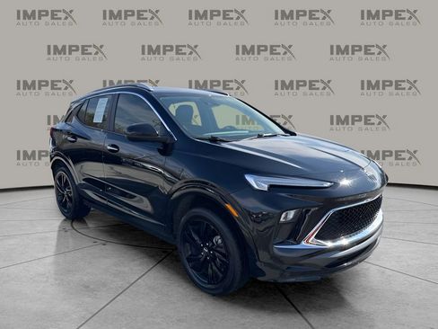 Used 2024 Buick Encore GX Sport Touring image 7