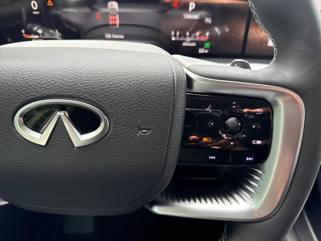 New 2027 INFINITI QX80 Luxe w/ Cargo Package RWD image 19