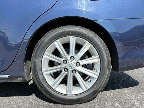 Used 2014 Toyota Camry XLE w/ Leather Package FWD image 23