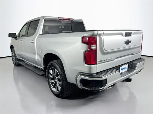 Used 2022 Chevrolet Silverado 1500 RST image 4