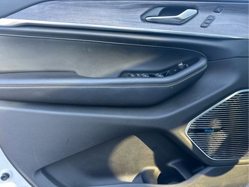 Used 2022 Jeep Grand Cherokee L Overland w/ Luxury Tech Group IV image 15