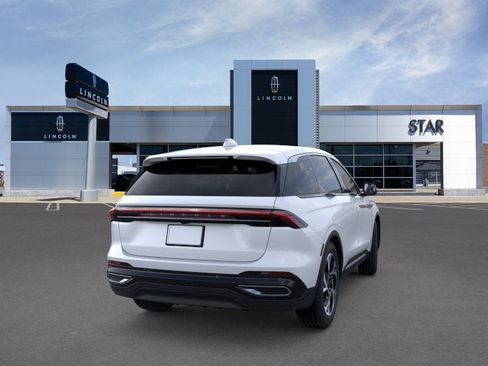New 2026 Lincoln Nautilus Premier AWD/4WD image 8