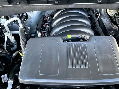 Used 2022 Chevrolet Silverado 1500 LT image 32