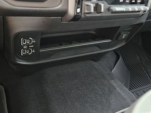New 2026 RAM 3500 Tradesman AWD/4WD image 19