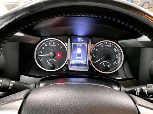 Used 2021 Toyota Tacoma SR5 image 25