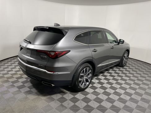 Used 2024 Acura MDX SH-AWD w/ Technology Package image 5
