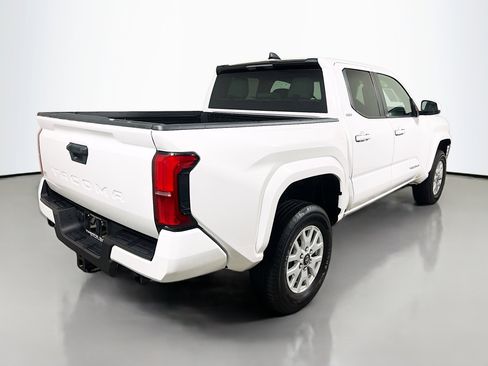 Used 2024 Toyota Tacoma SR5 image 4