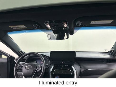 Used 2021 Toyota Venza Limited w/ Advanced Technology Package image 25