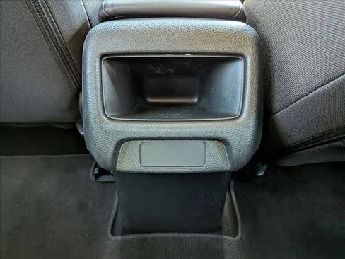 Used 2025 Honda HR-V LX image 18