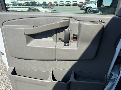 Used 2025 Chevrolet Express 2500 Extended w/ Driver Convenience Package RWD image 28