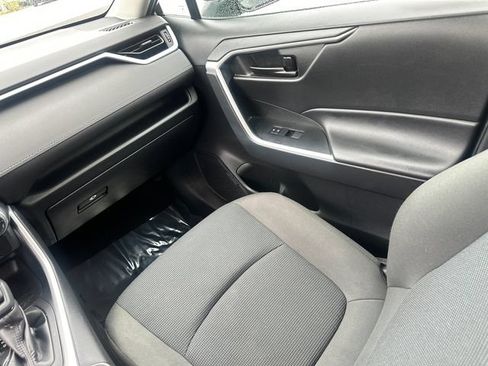 Used 2023 Toyota RAV4 LE AWD/4WD image 21