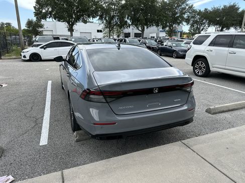 Used 2025 Honda Accord EX-L image 6