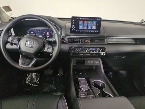 Certified 2024 Honda Pilot Elite image 16