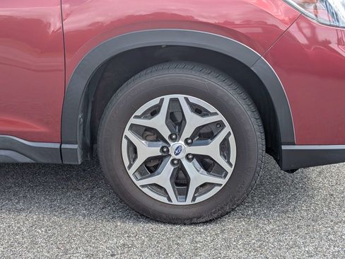 Used 2020 Subaru Forester Premium w/ Popular Package #1 AWD/4WD image 11