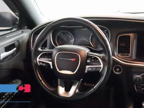Used 2018 Dodge Charger SXT Plus RWD image 15