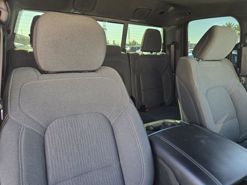 Certified 2023 RAM 1500 Big Horn image 32