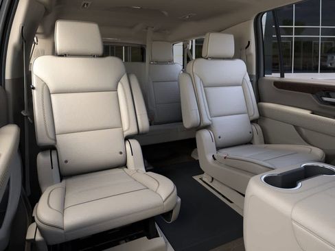 New 2026 GMC Yukon XL Denali w/ Denali Reserve Package AWD/4WD image 17
