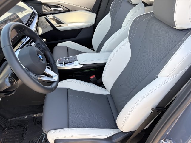 Used 2026 BMW X1 xDrive28i w/ Convenience Package AWD/4WD image 19
