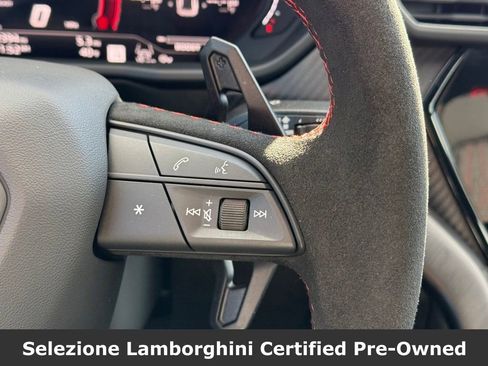 Used 2024 Lamborghini Urus Performante AWD/4WD image 33