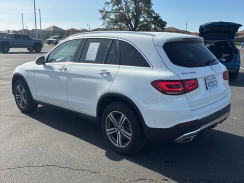 Used 2022 Mercedes-Benz GLC 300 image 4