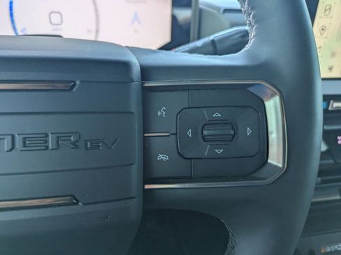 New 2025 GMC Hummer EV 3X w/ Extreme Off-Road Package image 13