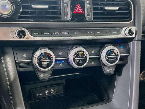 Used 2019 Genesis G70 2.0T Advanced w/ Elite Package AWD/4WD image 16