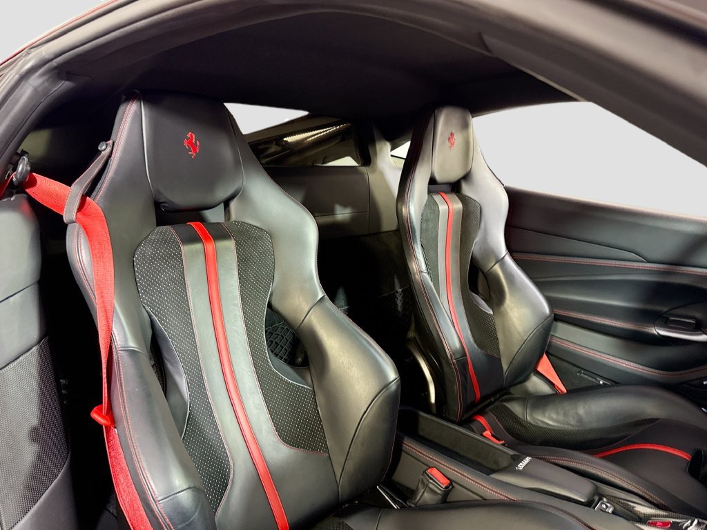 Used 2020 Ferrari F8 Tributo RWD image 4